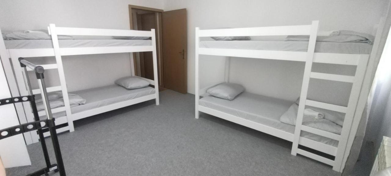 Hostel Center Luxury Сараево Экстерьер фото